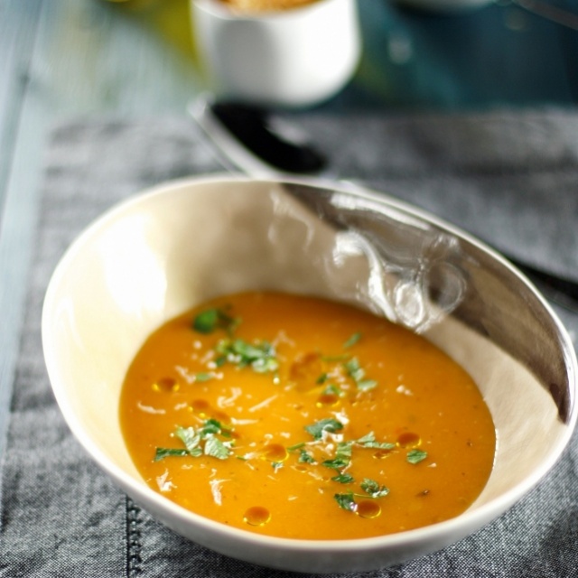 Toskanische Tomaten-Kürbissuppe