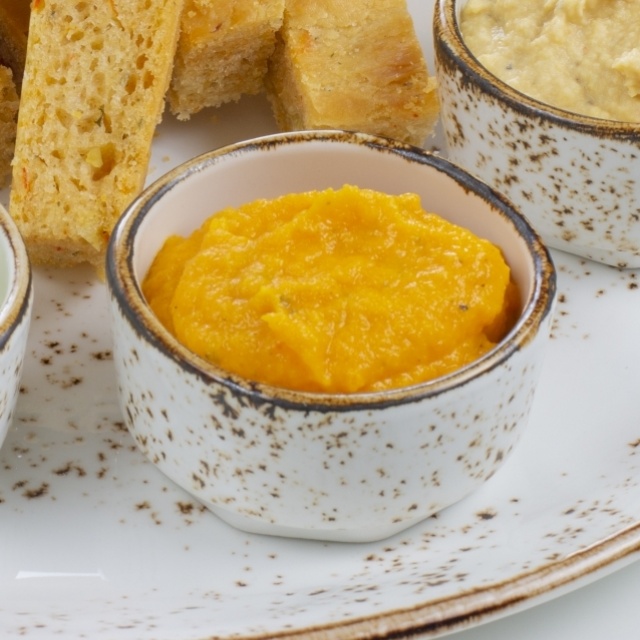 Carrot-lemon dip