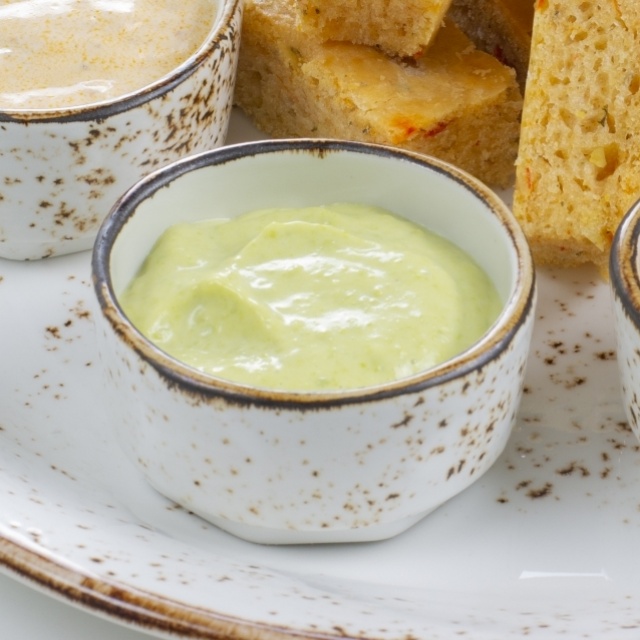 Garden-pea mayonnaise