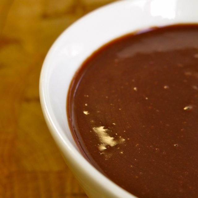 Chocolate sauce with garlic and chilli