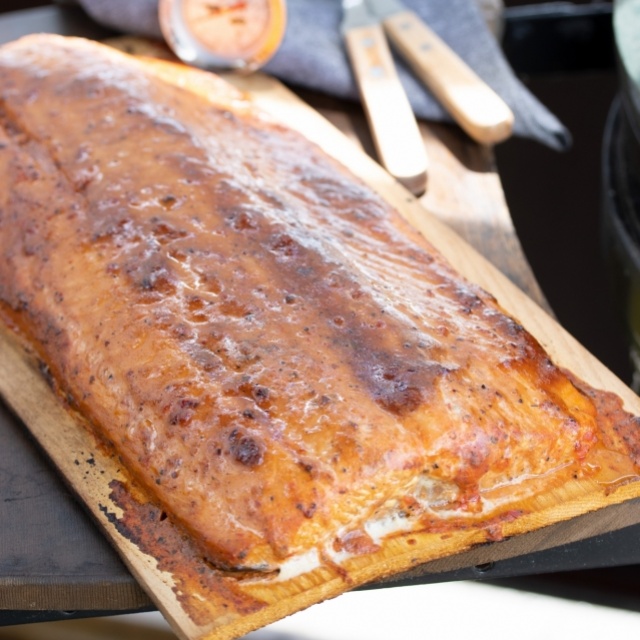 Bobby Flay-style hot-smoked salmon