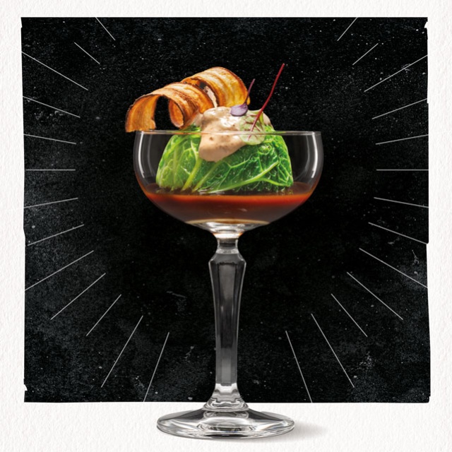 Old Fashioned Forest: Boerenkool met Mushroom & Black garlic sauce