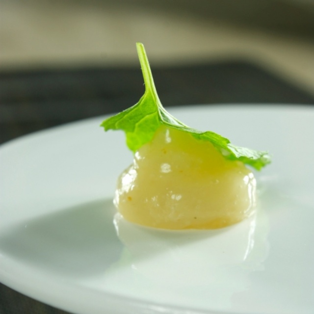 Lemongrass-apple gel