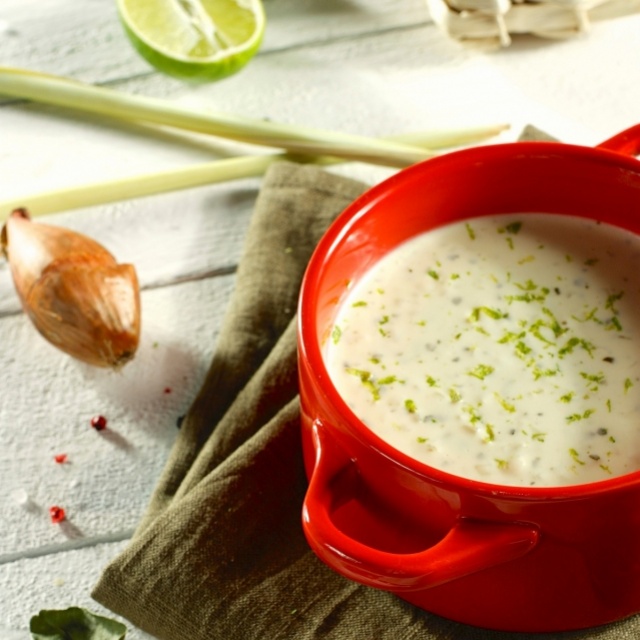 Coconut-lemongrass sauce